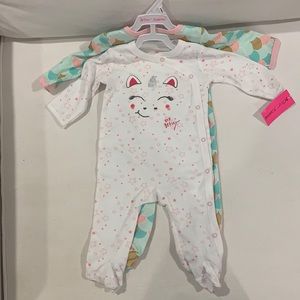 Snap pajamas! Brand new!